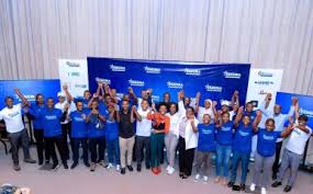 193 Tailors Recognized for Years of Skilled Work