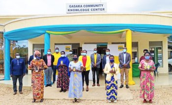 3,000 women farmers get smartphones 